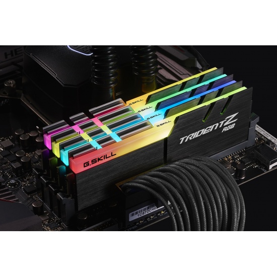 32GB G.Skill DDR4 TridentZ RGB 3600Mhz PC4-28800 CL16 1.35V Quad