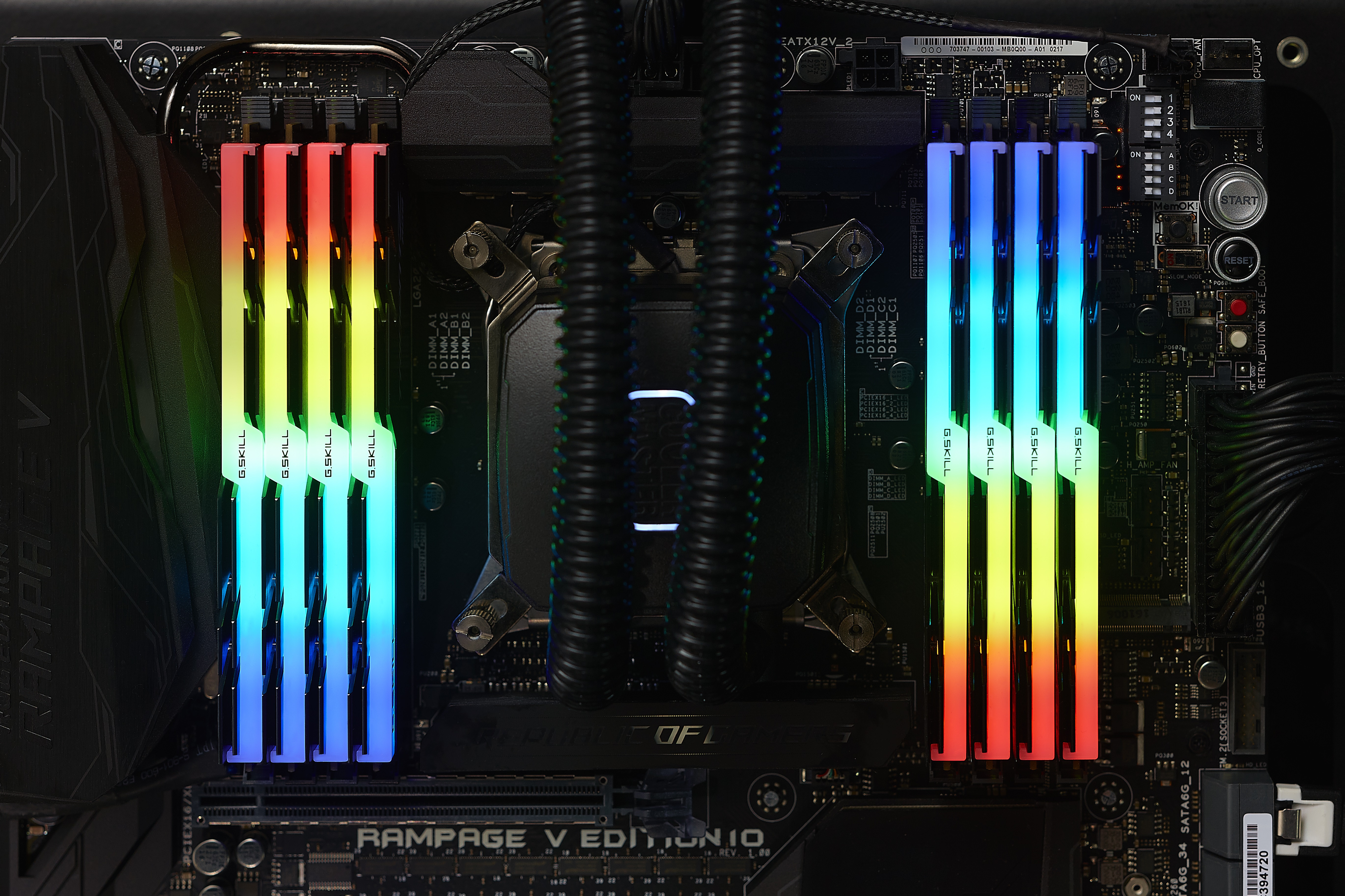 64GB G.Skill DDR4 TridentZ RGB 4000Mhz PC4-32000 CL18 1.35V Quad2