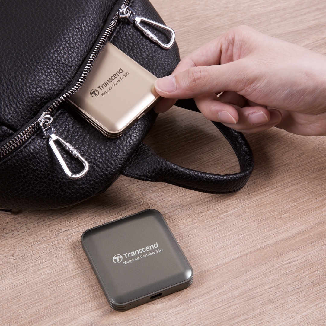 1TB Transcend ESD420 Portable Magnetic SSD USB 20Gbps Type-C
